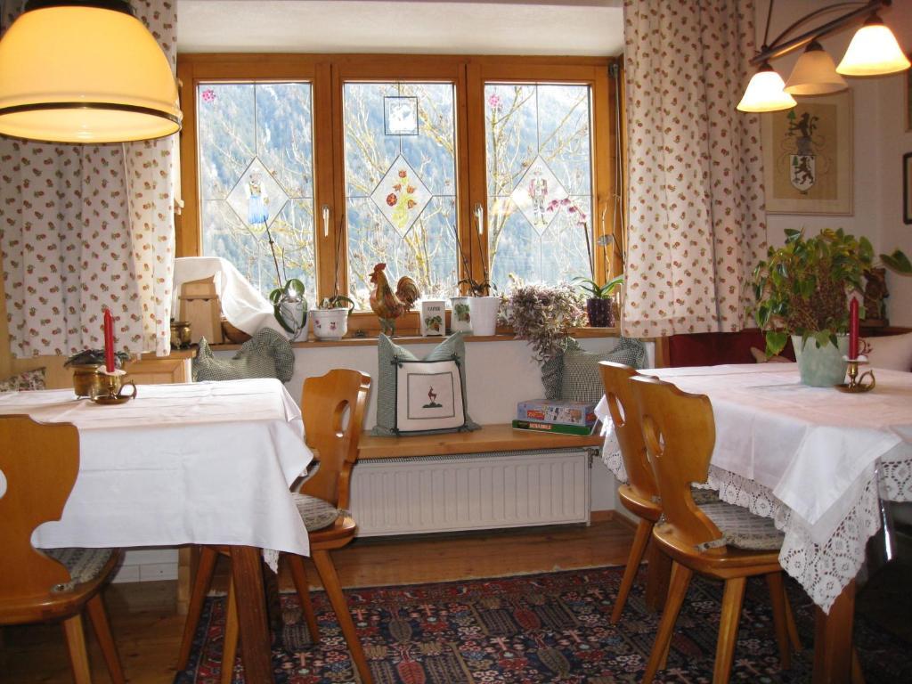 Haus Bergheimat - Familie Oberacher Pensjonat Fulpmes Zewnętrze zdjęcie