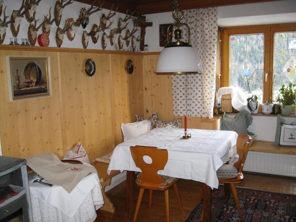 Haus Bergheimat - Familie Oberacher Pensjonat Fulpmes Zewnętrze zdjęcie